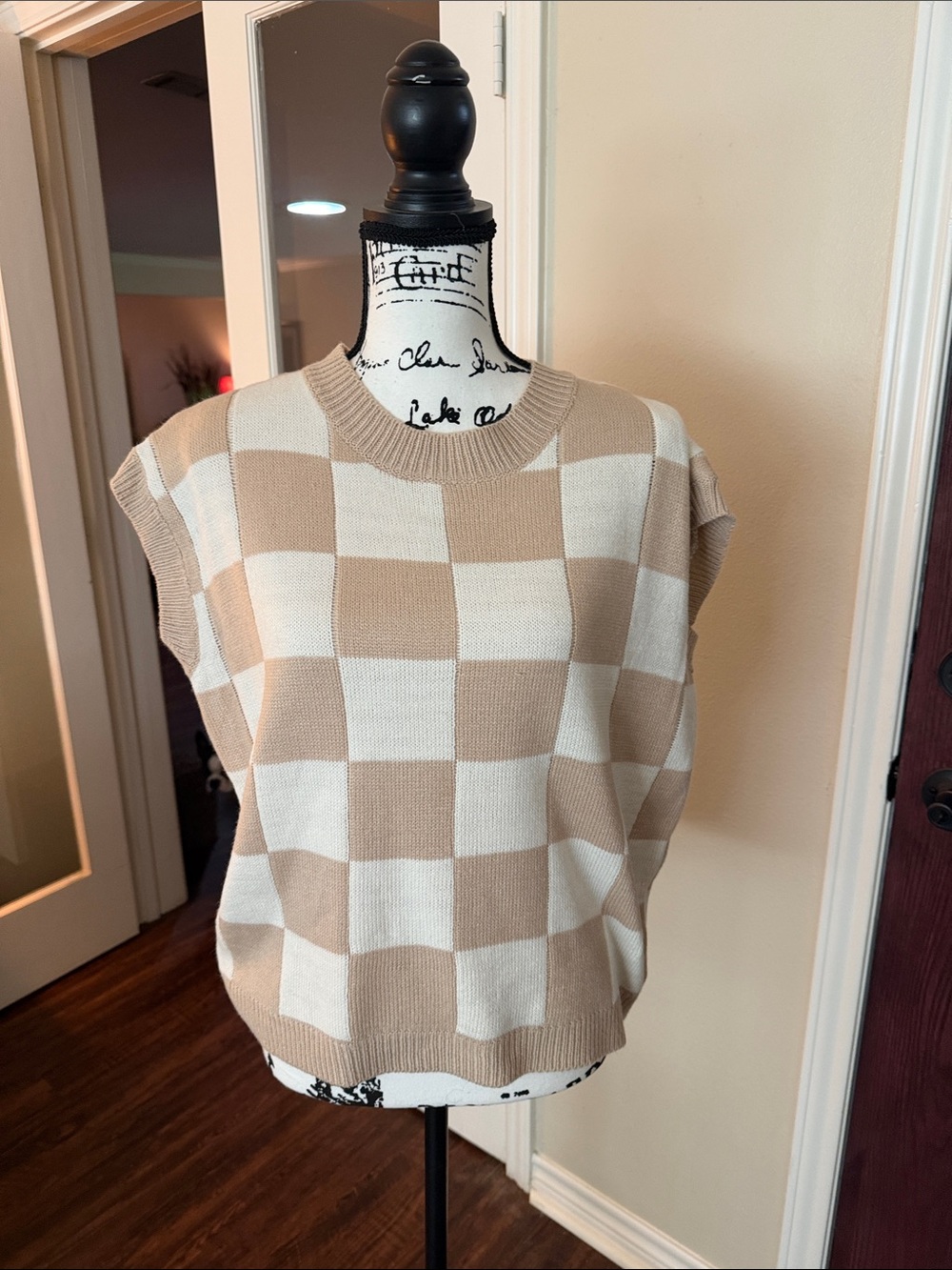 Crewneck Checker Knit Sweater Vest in Beige & Cream